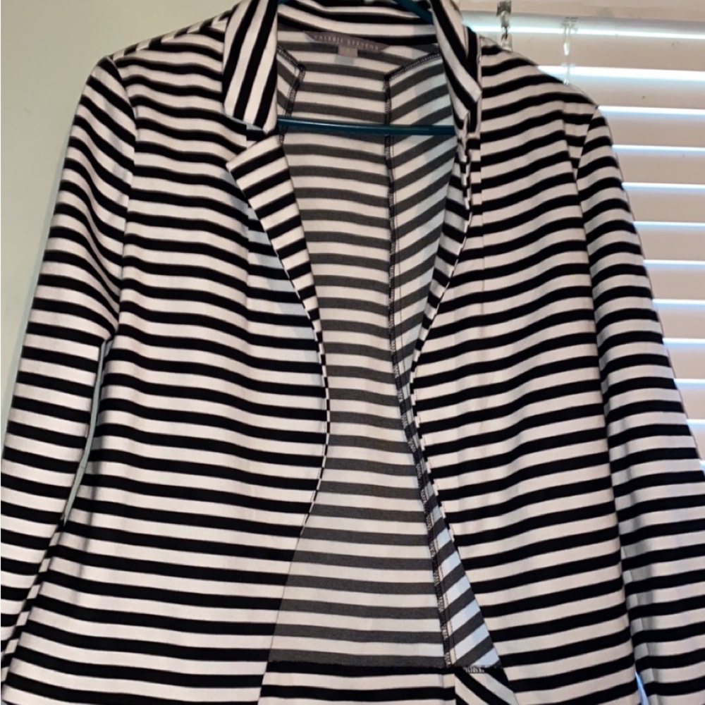 Stretchy, comfy blazer